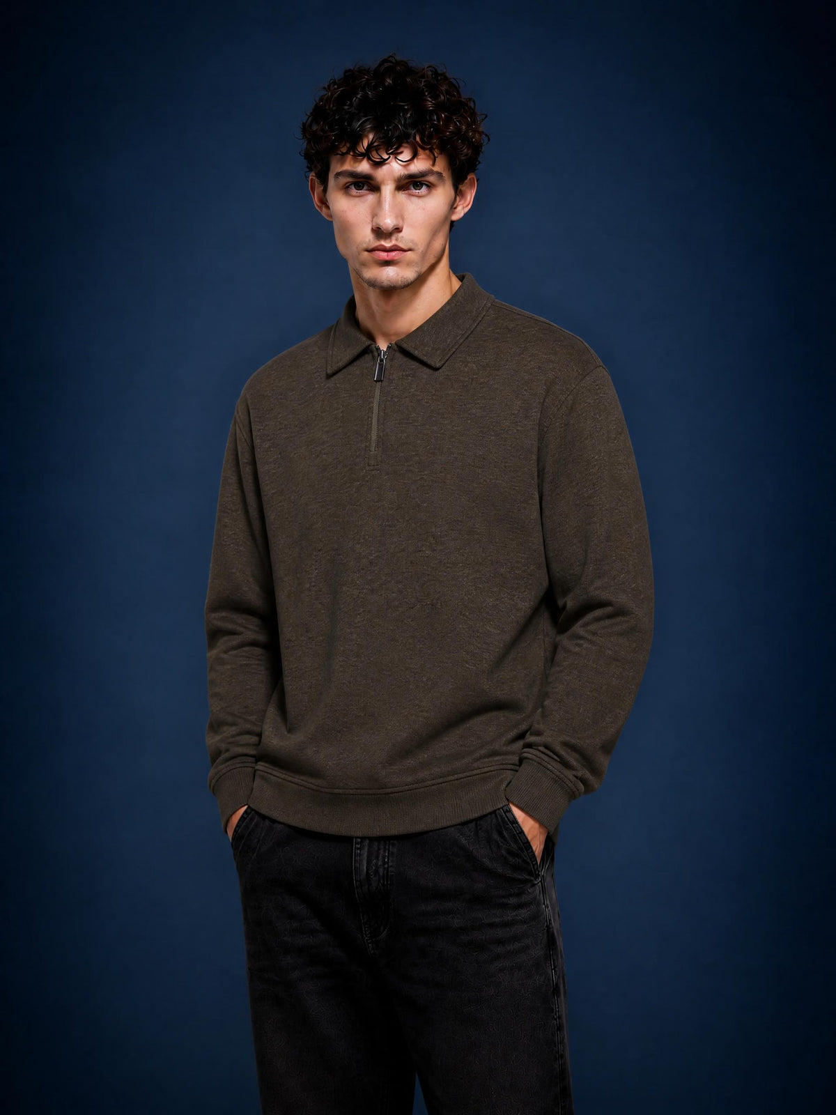 ATLAS / 02 Boxy Quarter-Zip Sweatshirt