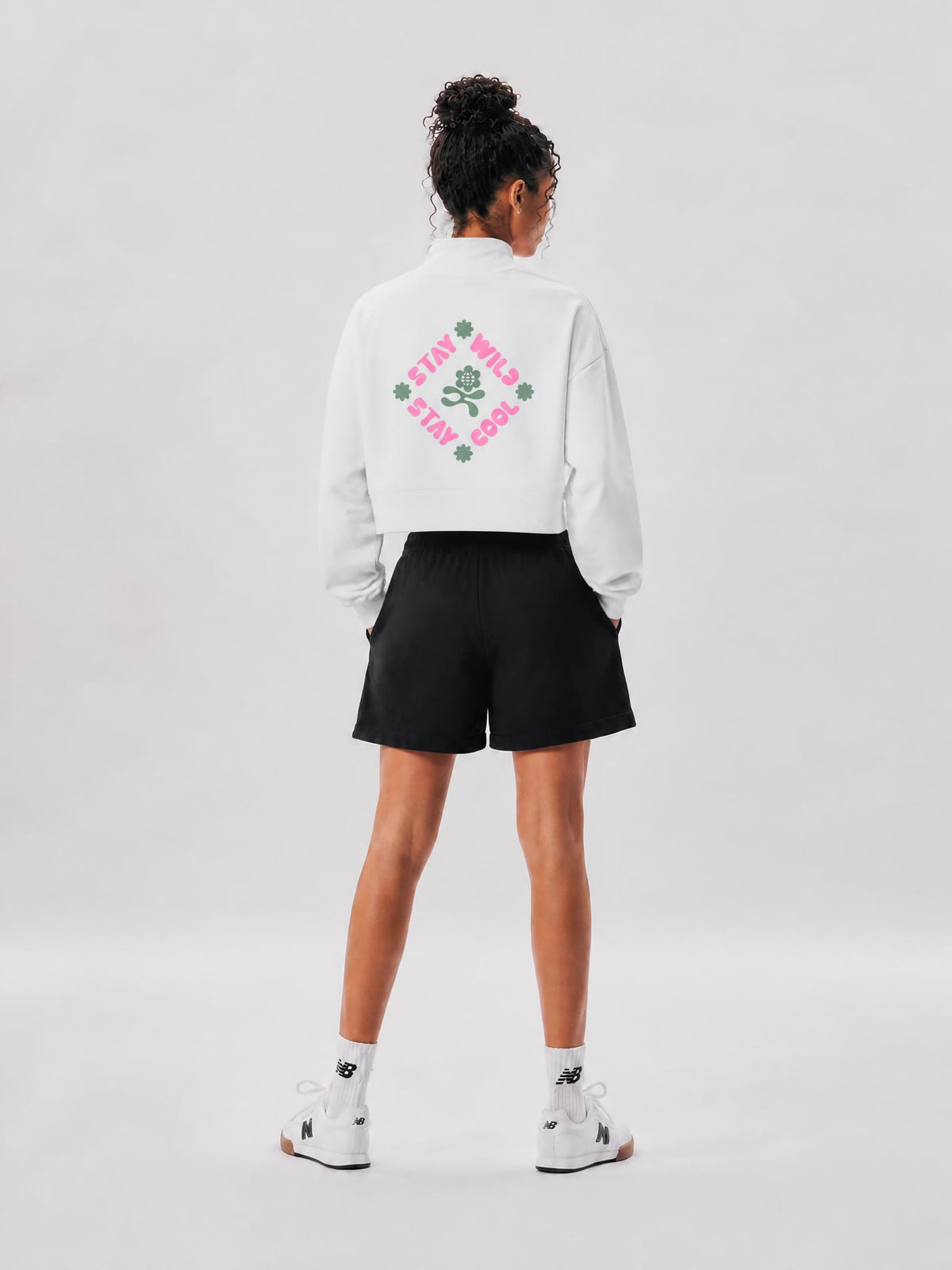 STAY WILD / 01 Women's Crop Quarter-Zip